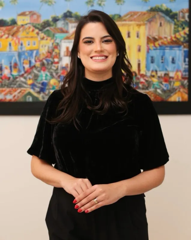 Dra. Lívia Braz — Endoscopia Digestiva · Gastroenterologia